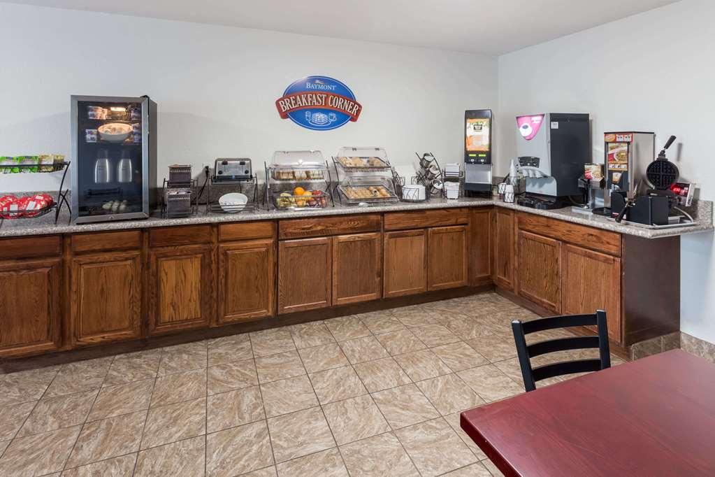 Econo Lodge Inn & Suites Wisconsin Dells Bagian luar foto