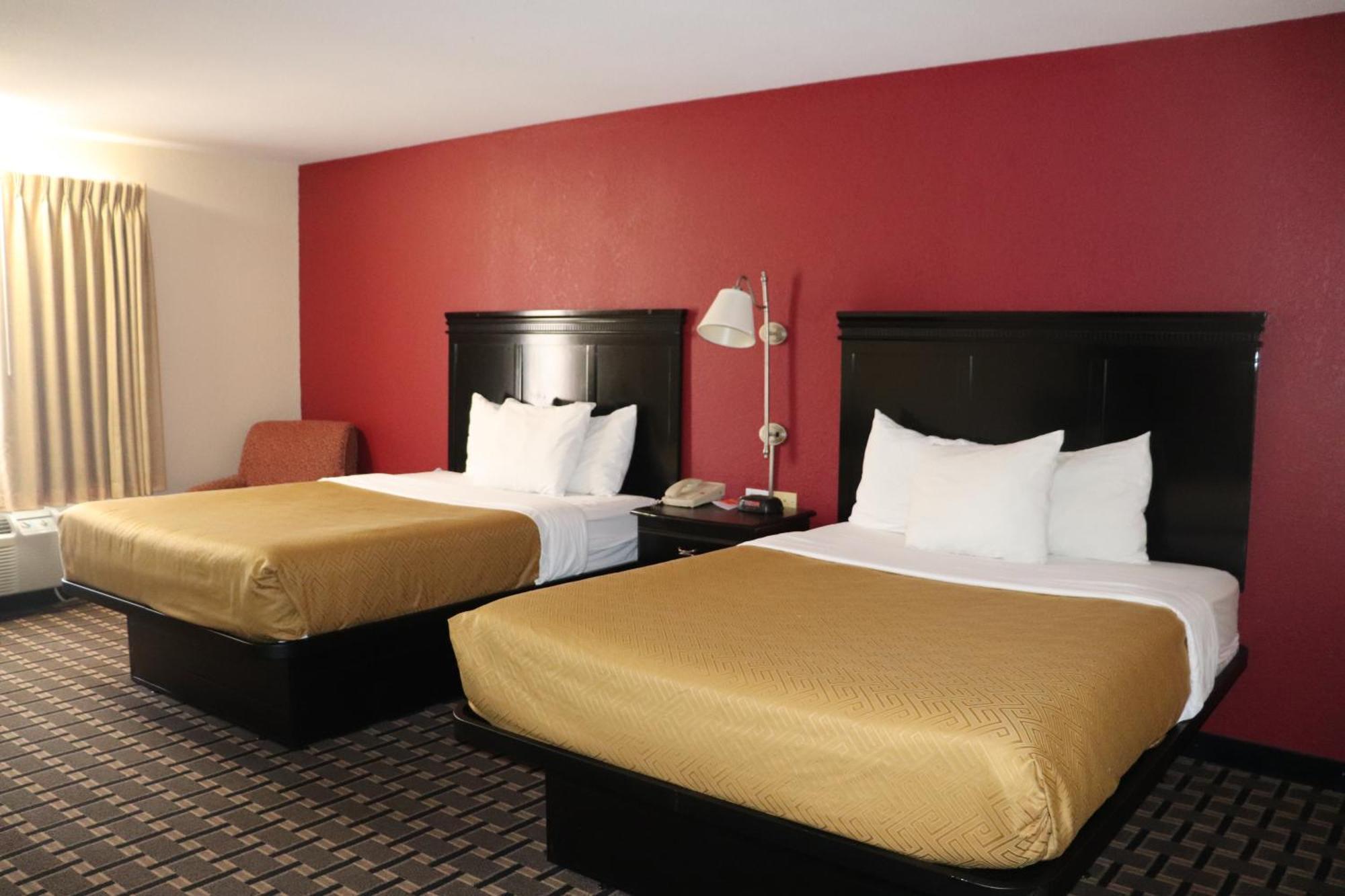 Econo Lodge Inn & Suites Wisconsin Dells Bagian luar foto