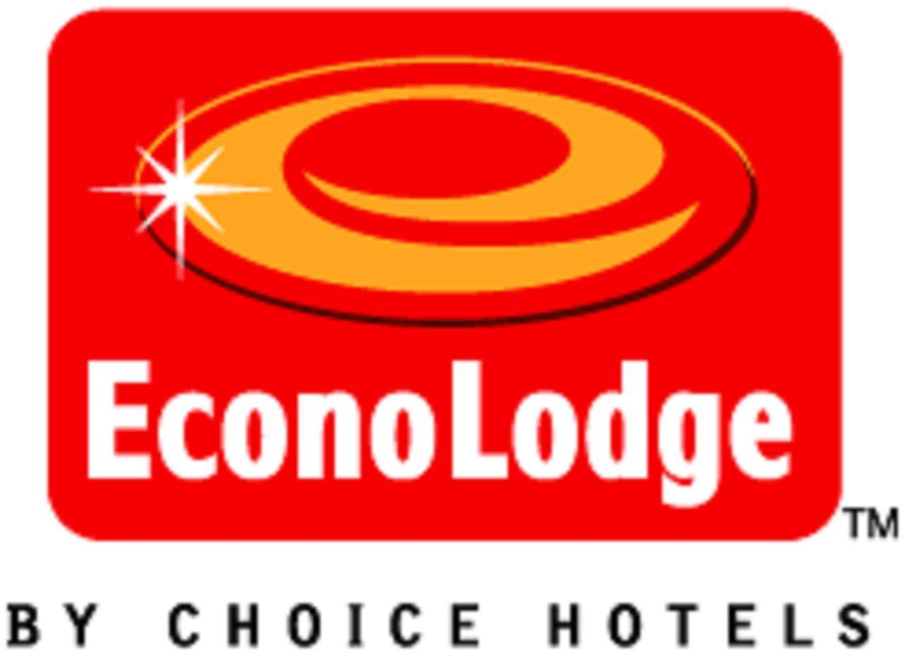 Econo Lodge Inn & Suites Wisconsin Dells Bagian luar foto