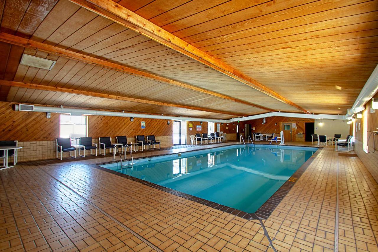 Econo Lodge Inn & Suites Wisconsin Dells Bagian luar foto